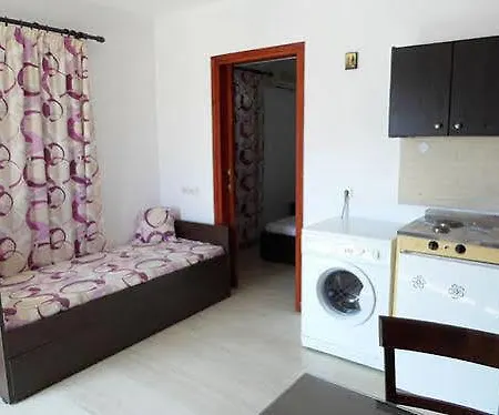 Aparthotel Manos Agios Nikolaos