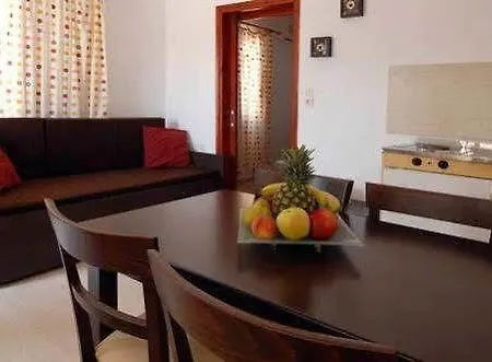 Aparthotel Manos